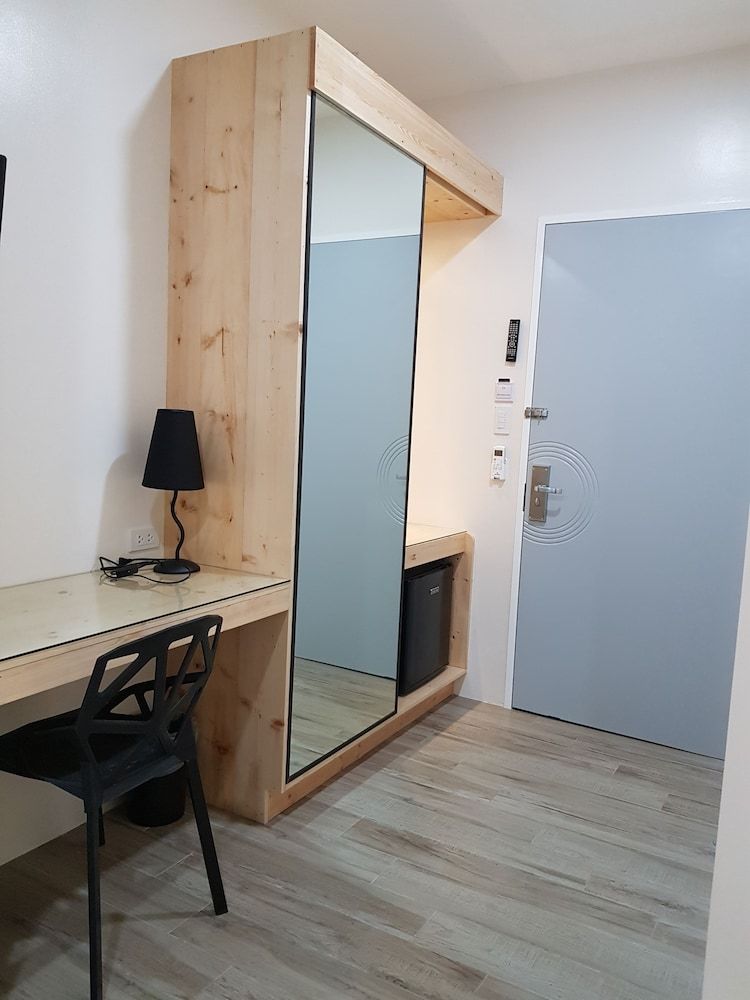 F2M Tower Executive Room, Non Smoking 3