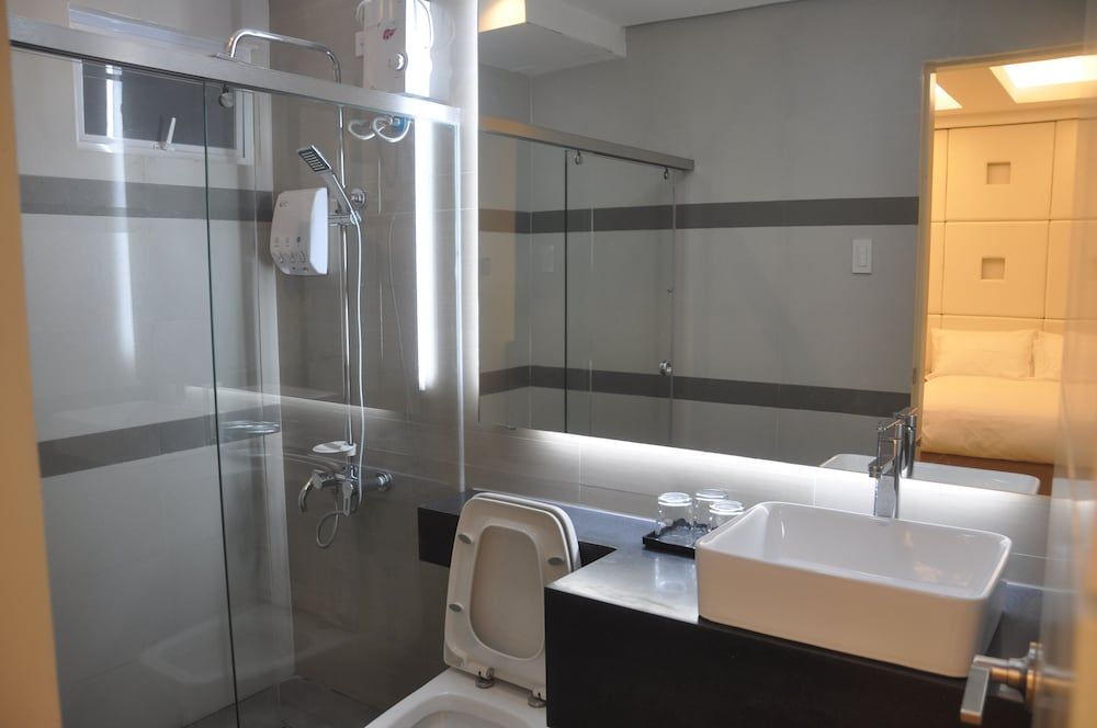 F2M Tower Family Room, Non Smoking 5