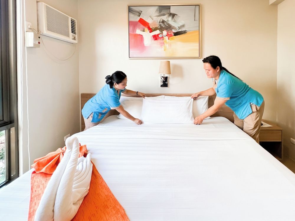 ABC Hotel Cebu Superior Room, 1 King Bed 10