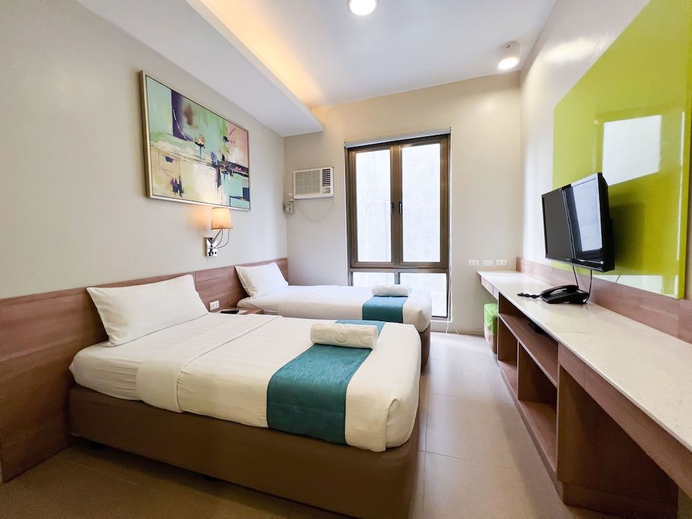 ABC Hotel Cebu Superior Room, 2 Twin Beds 5