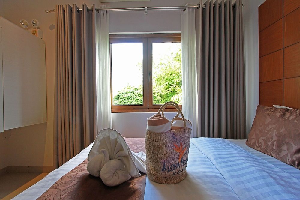 Aloha Boracay Hotel Deluxe Twin Room 13