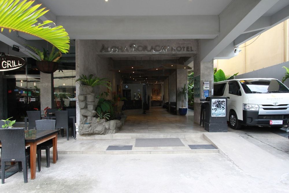 undefined Aloha Boracay Hotel 4