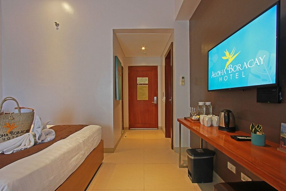 Aloha Boracay Hotel Deluxe Twin Room 12