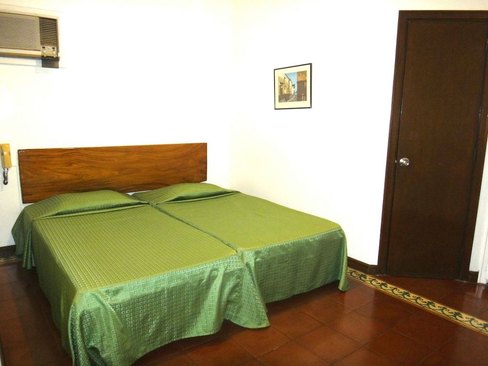 Pension Natividad Standard Room With Aircon 5