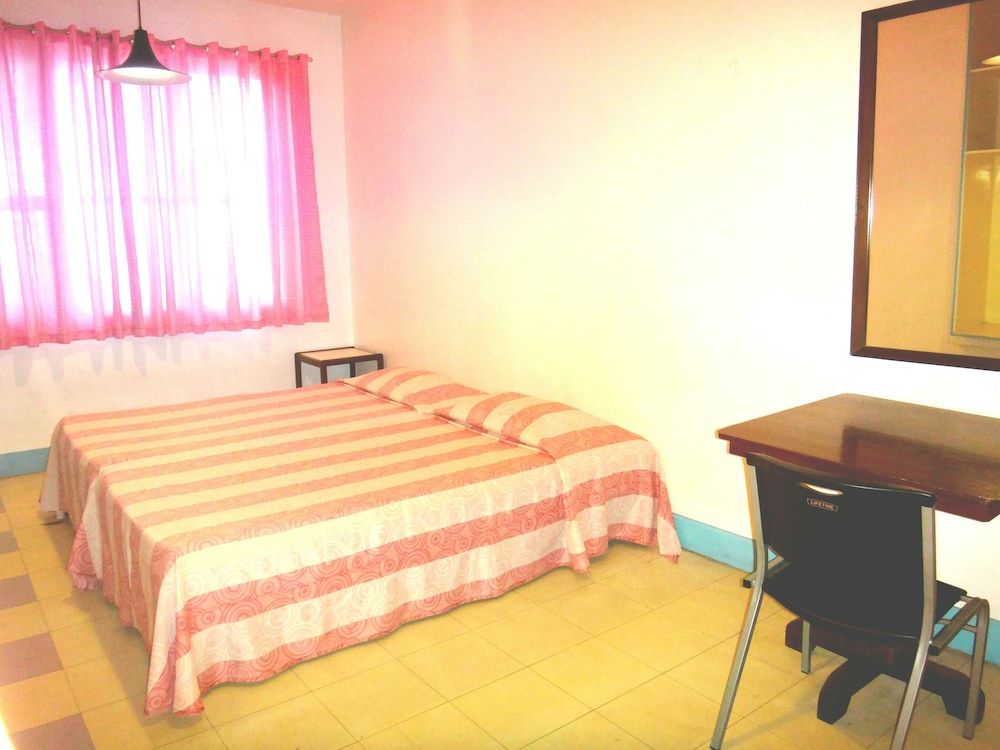 Pension Natividad Standard Room With Aircon 3