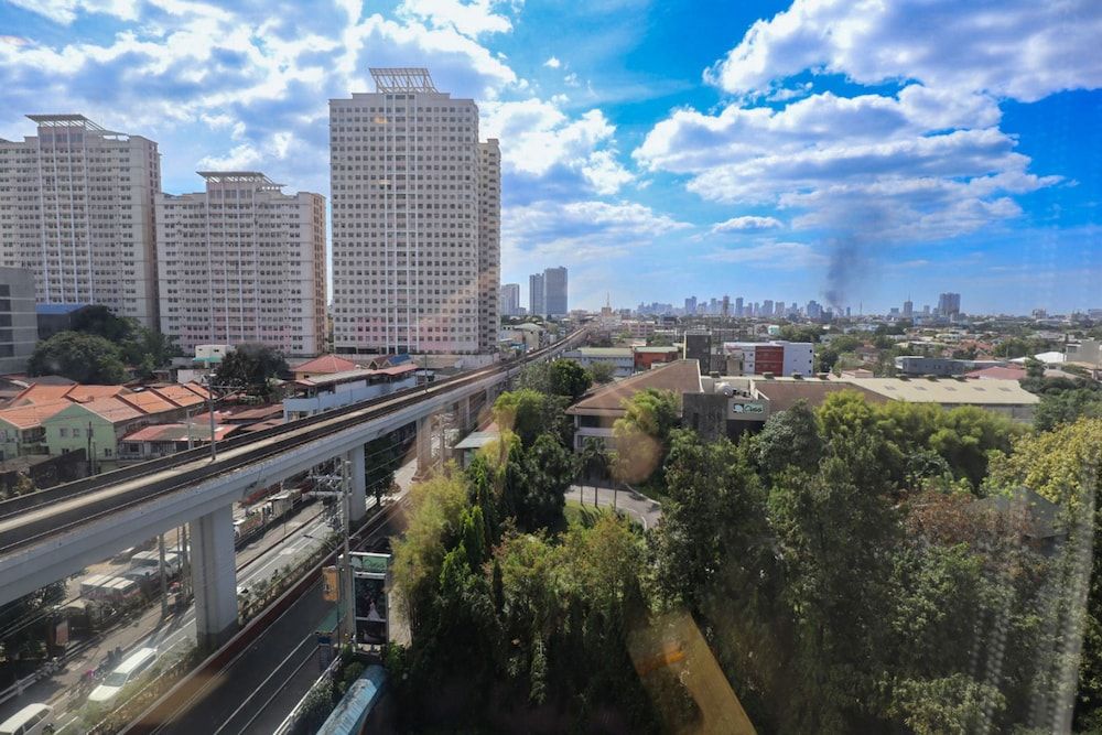 Madison 101 Hotel & Tower Standard Triple Room, 3 Twin Beds 4