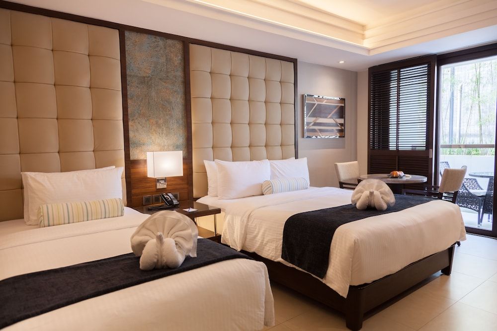 undefined Henann Prime Beach Resort 4