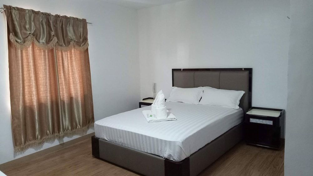 Meaco Hotel Royal - Tayuman