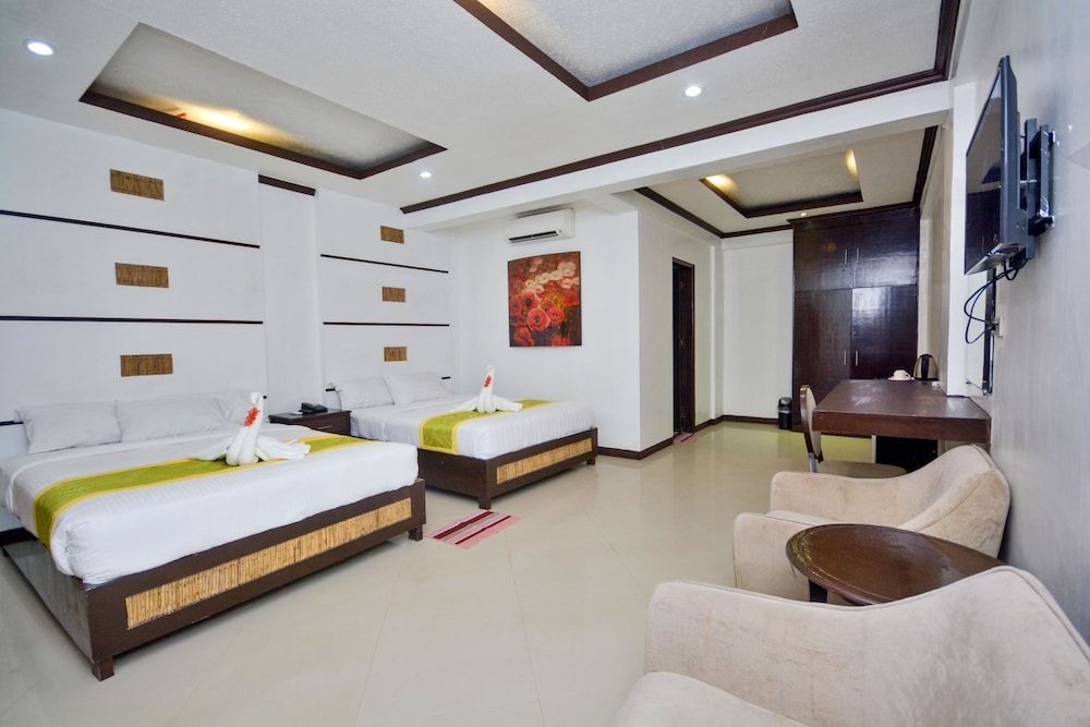 undefined Bamboo Beach Resort 2