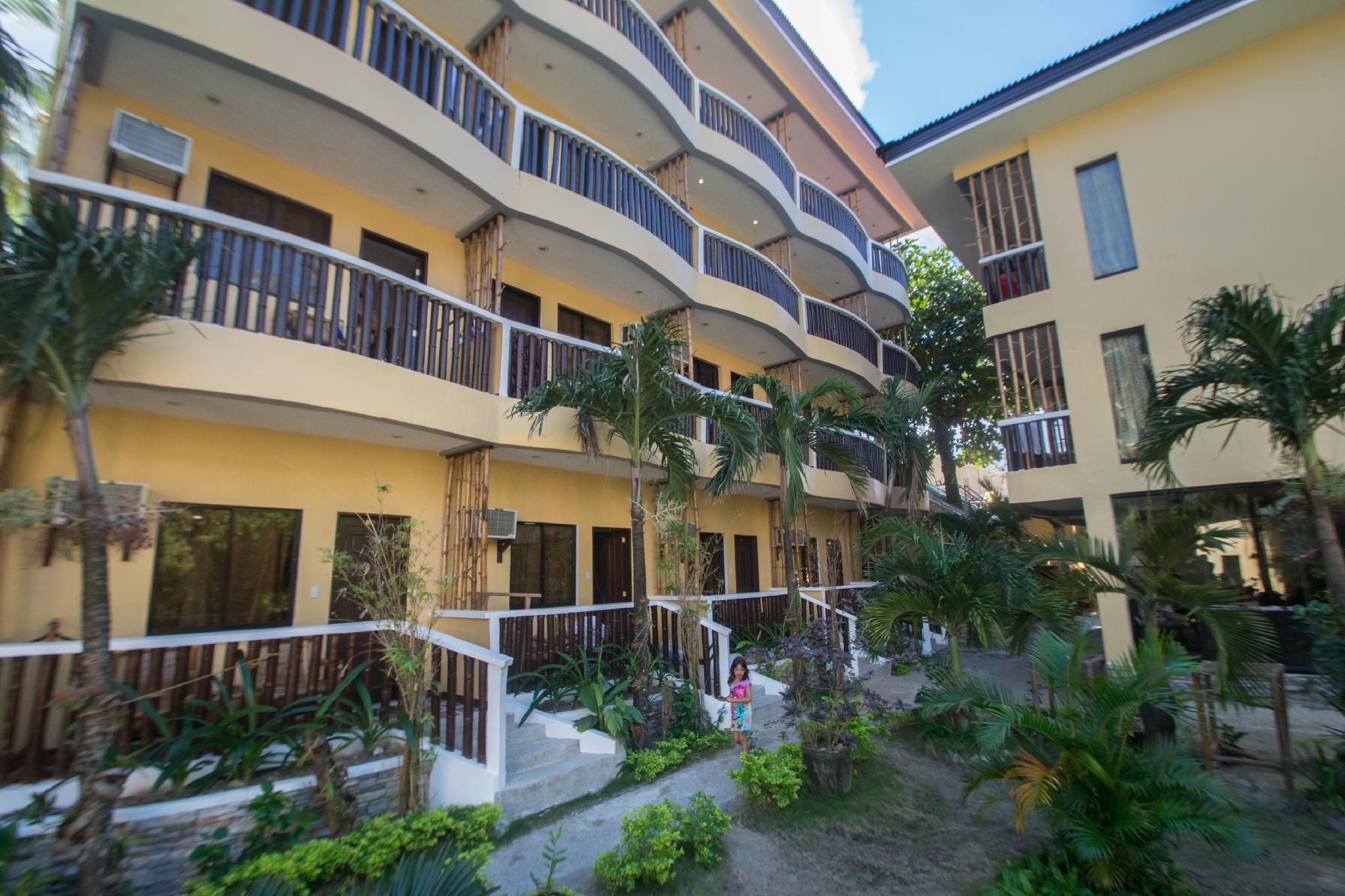 undefined Bamboo Beach Resort 4