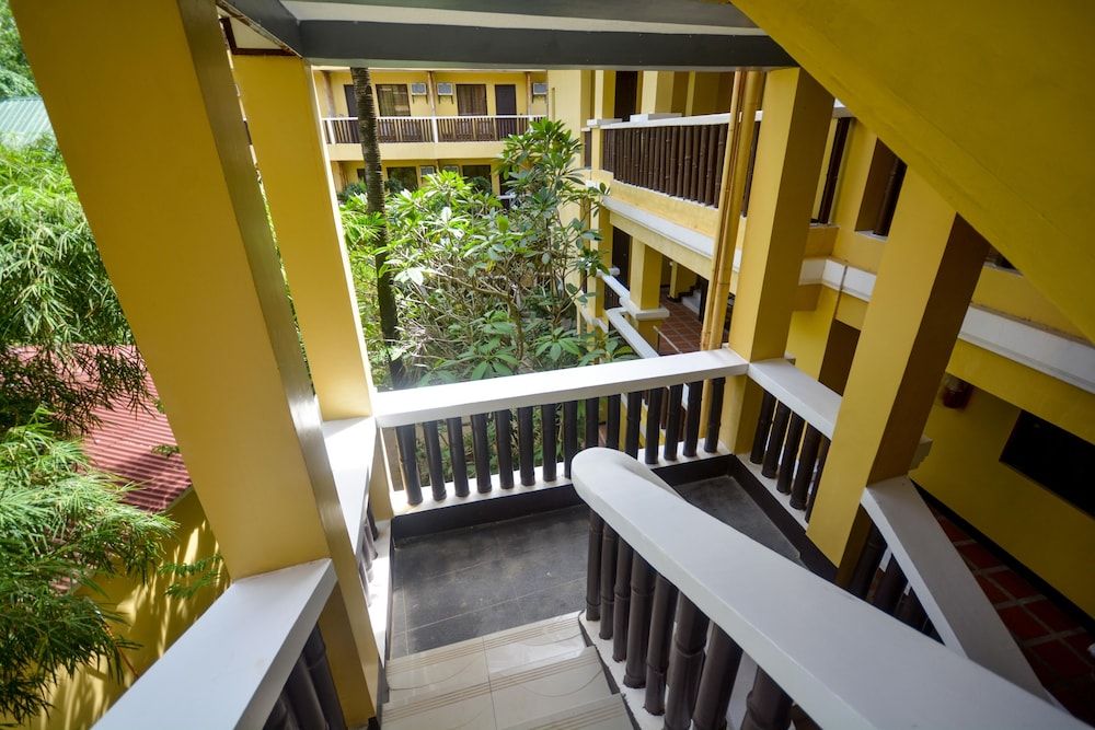 undefined Bamboo Beach Resort 8