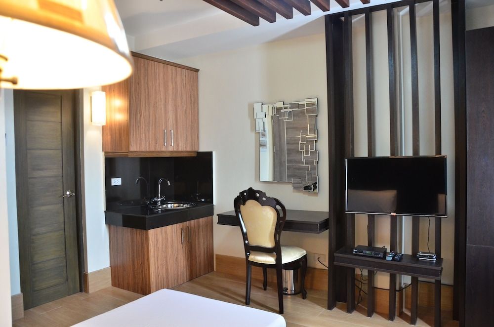 Oriental Zen Suites Standard Studio with Window but No View 13