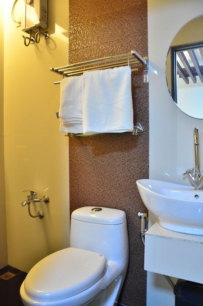 Oriental Zen Suites Standard Studio with Window but No View 10