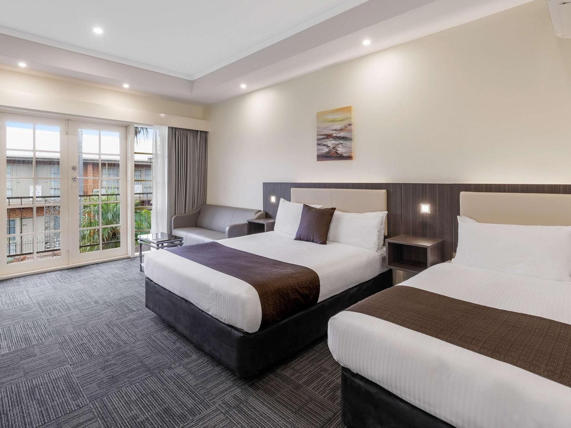 Executive Twin Suite (Located Upstairs Only)