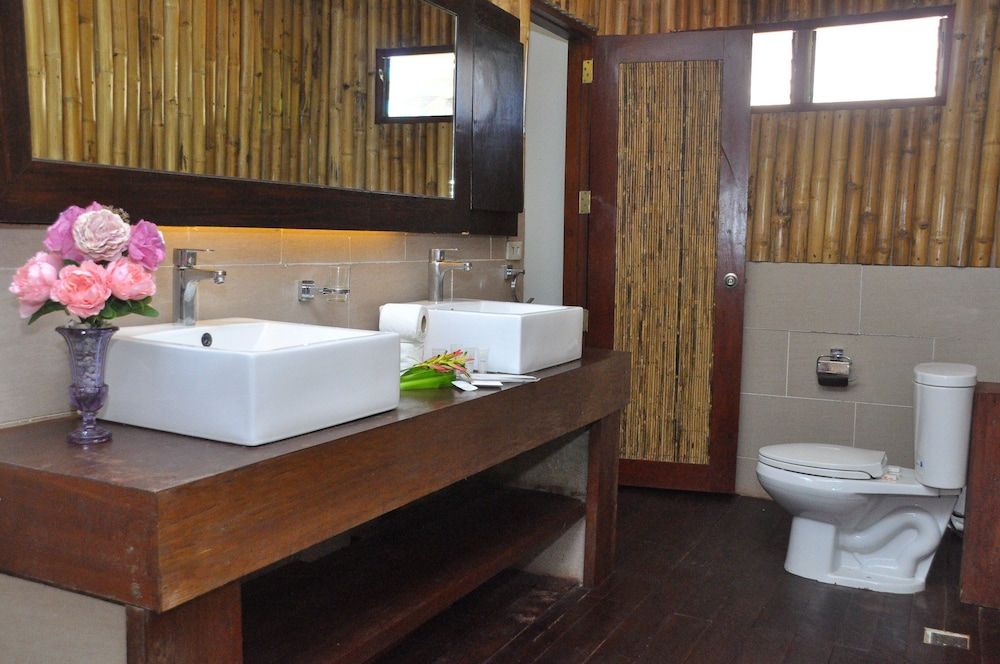 Lio Villas Resort Deluxe Double Room, 1 King Bed 8