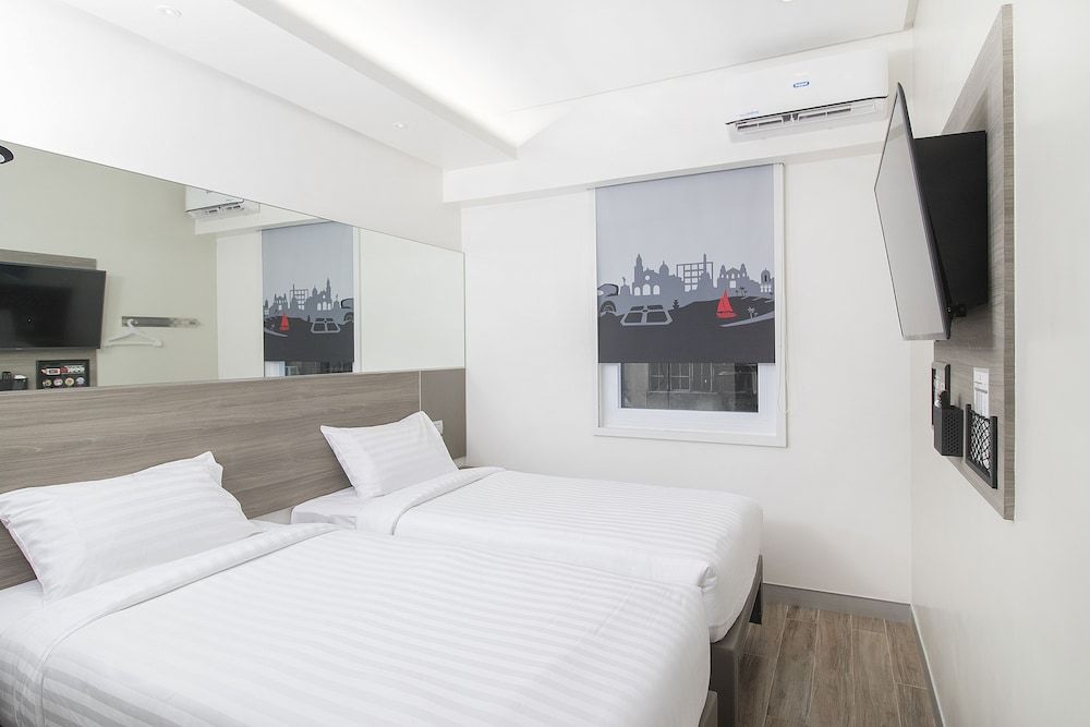 undefined Red Planet Manila Bay