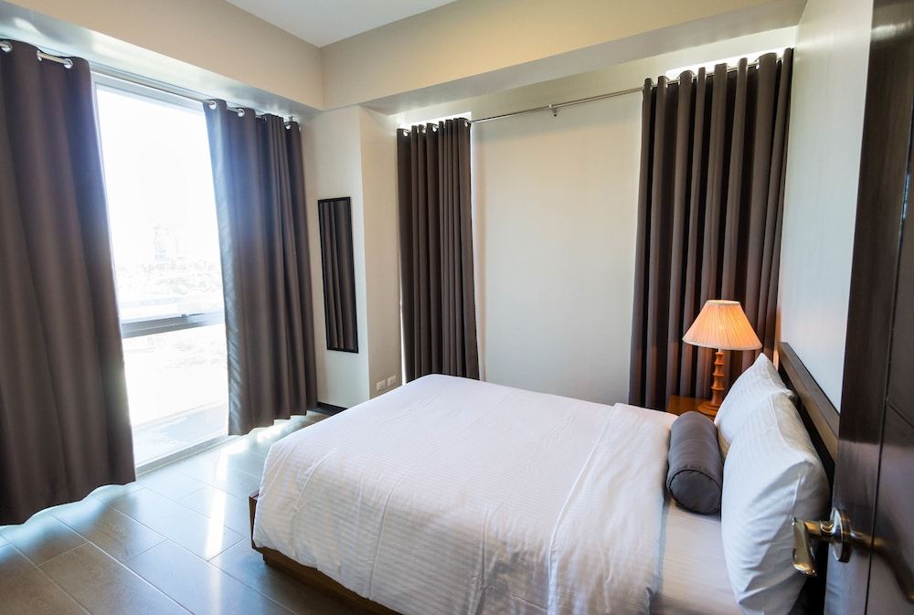 1 Bedroom Suite