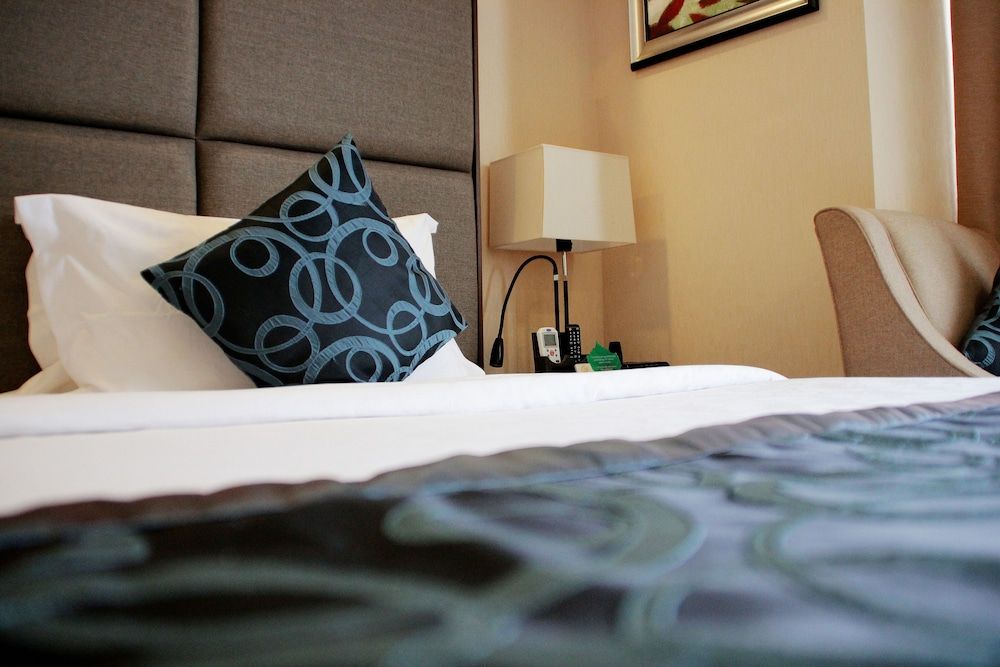 Golden Phoenix Hotel Manila Superior Room, 1 Queen Bed