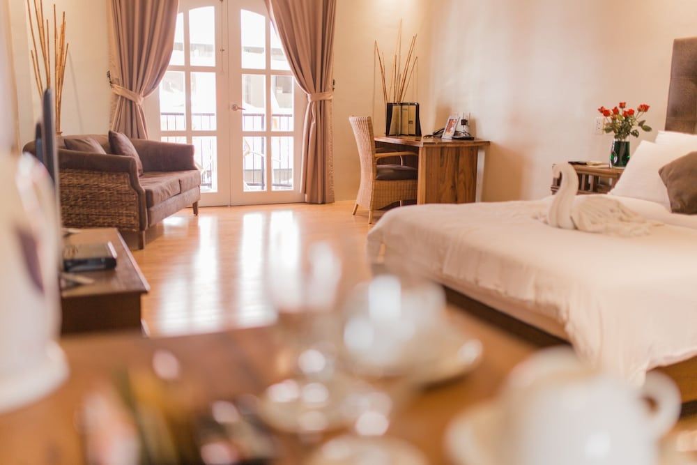 Kingsley's Hotel and Gastro Pub Deluxe Room, Balcony 4