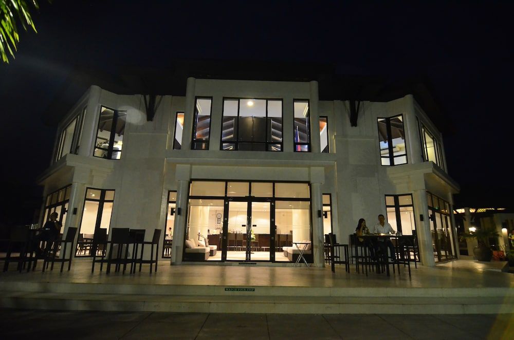 Front of property - evening/night