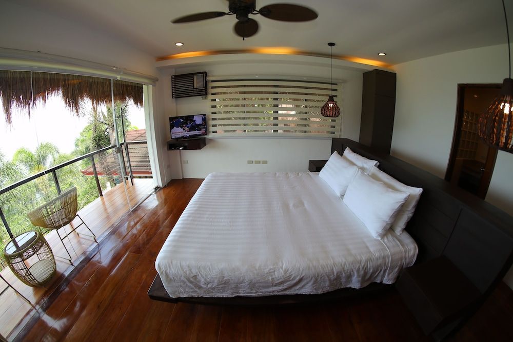 Villas by Eco Hotels Deluxe Room, 1 Bedroom, Lake View 2
