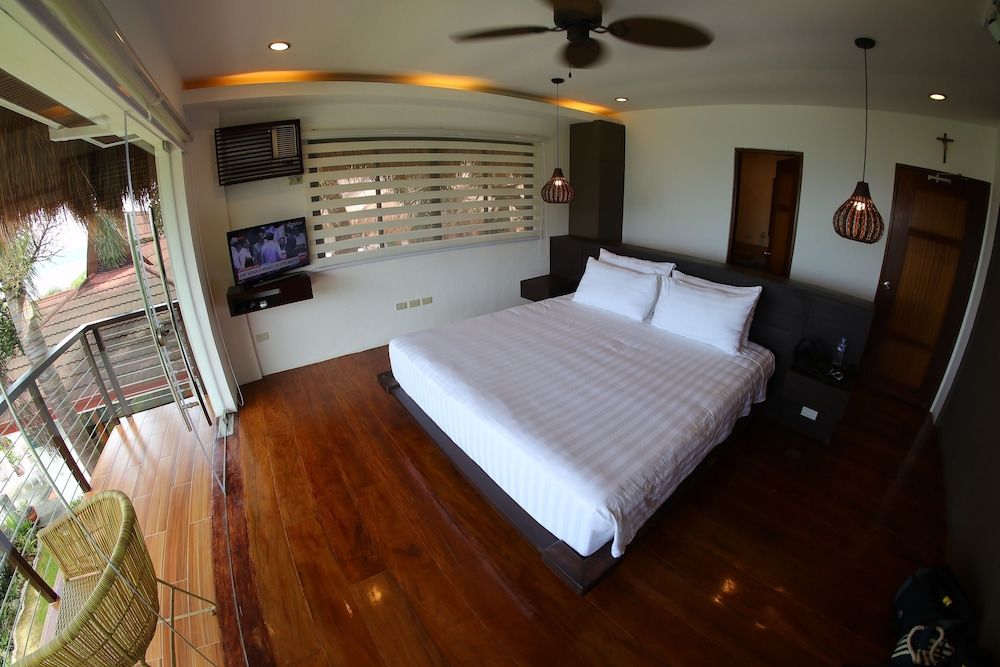 Villas by Eco Hotels Deluxe Room, 1 Bedroom, Lake View 9