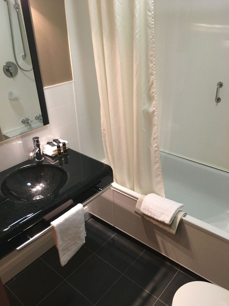 Standard Room (Double or Single occupancy only)