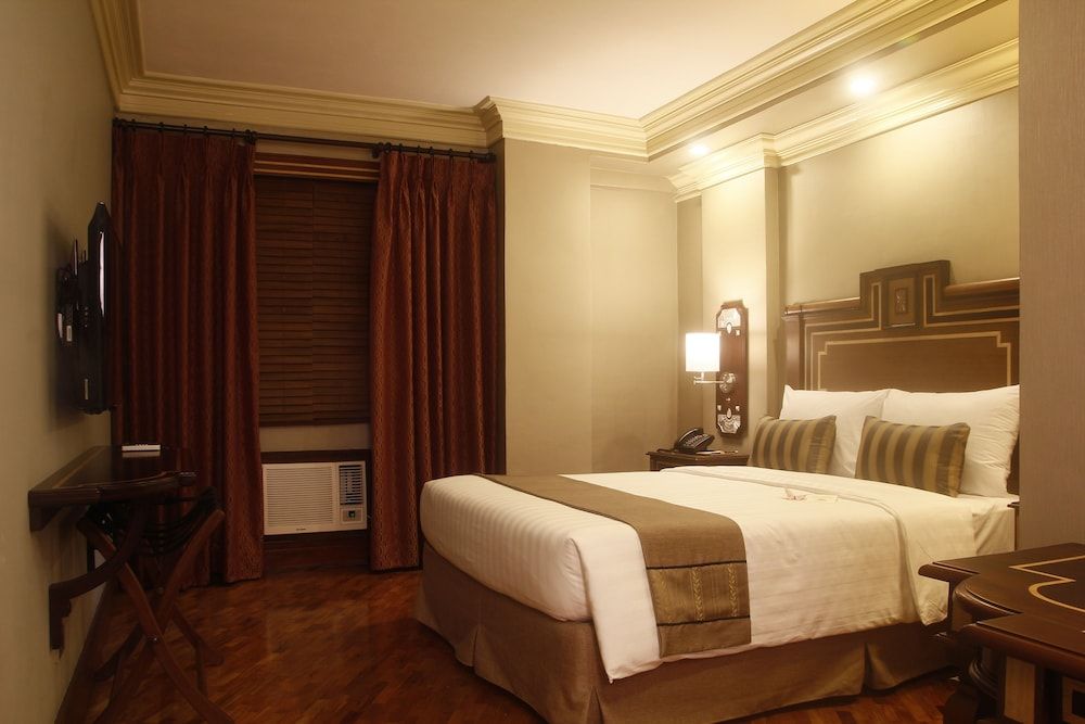 undefined Herald Suites Polaris