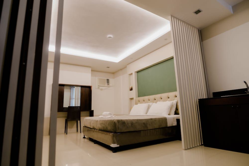 The horizon suites and arcade Presidential Room 4