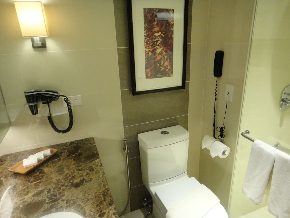 Best Western Plus The Ivywall Hotel - Palawan Deluxe Room, 1 Double Bed, Non Smoking 12