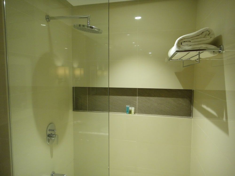 Best Western Plus The Ivywall Hotel - Palawan Deluxe Room, 1 Double Bed, Non Smoking 14