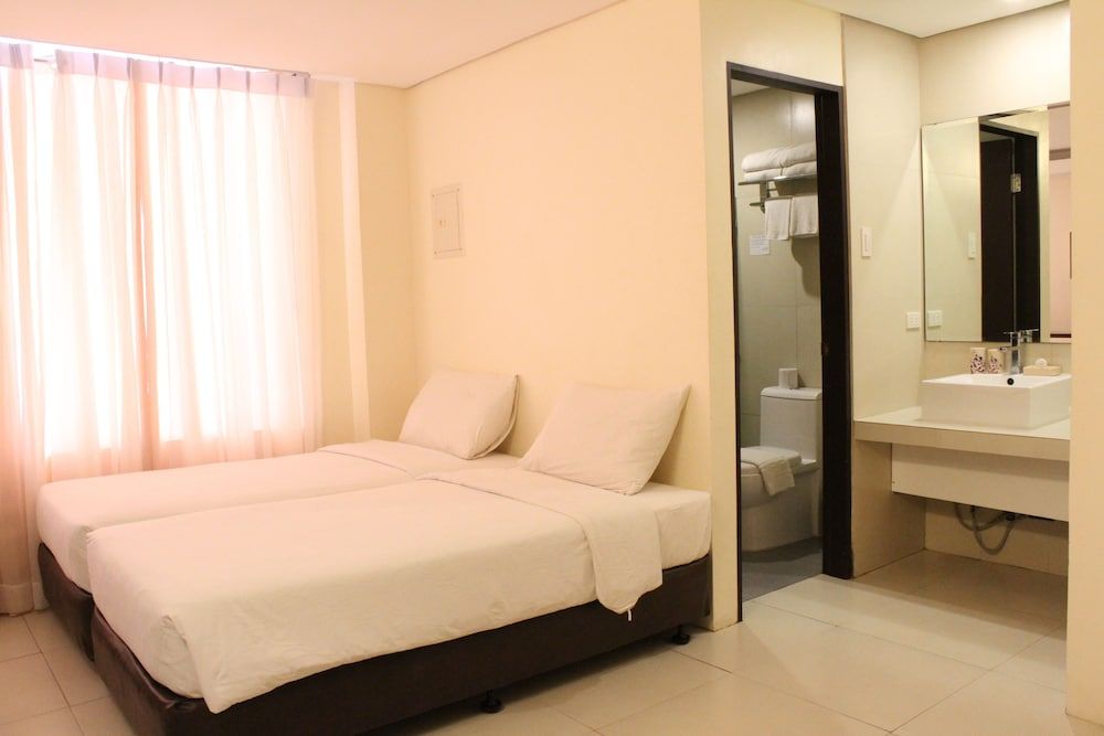 Ocean Suites Boutique Hotel Family Suite, Ocean View 4