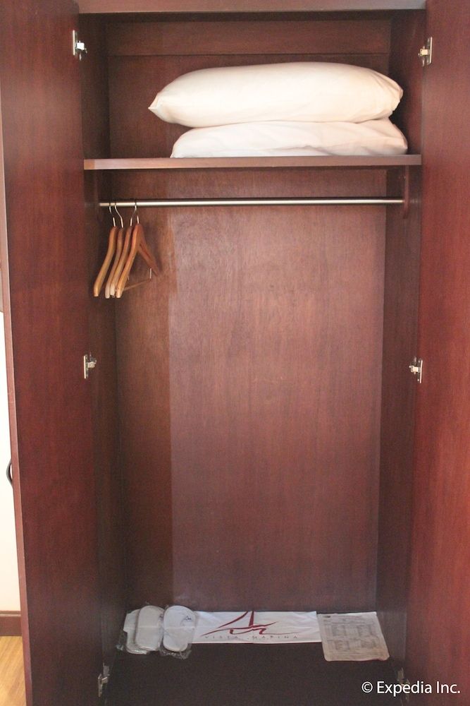 Vista Marina Hotel and Resort Corporate Deluxe Room 10