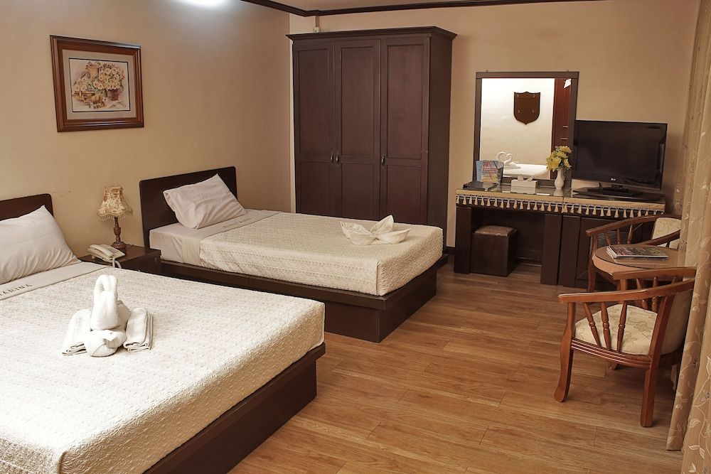 Vista Marina Hotel and Resort Tremetie Deluxe Room 3