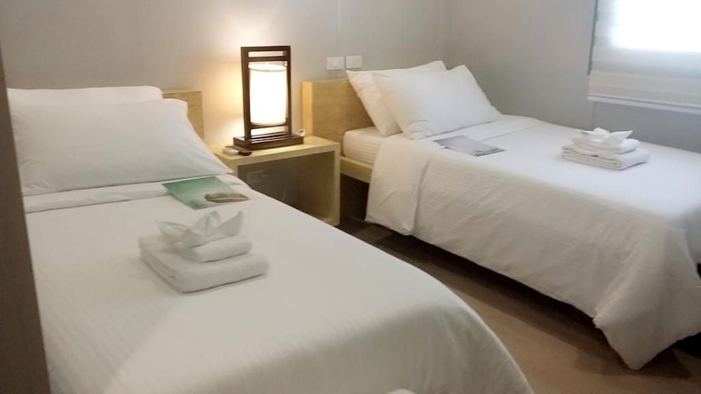 undefined Shore Time Hotel Annex