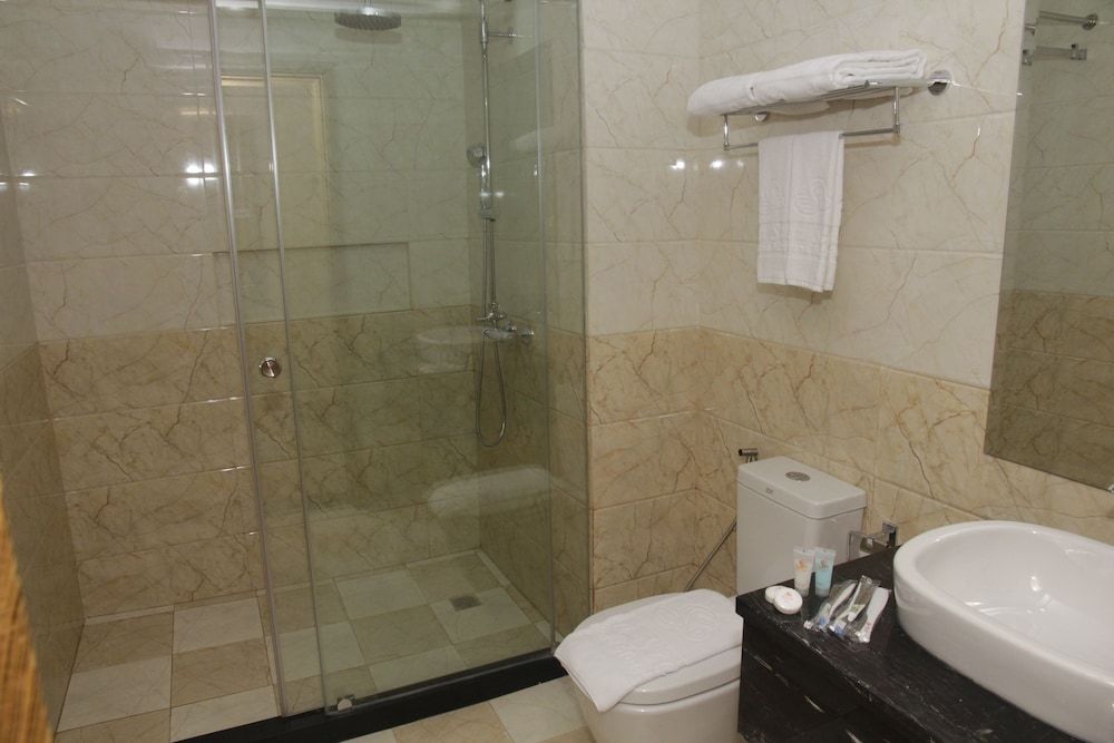 undefined Sun Star Grand Hotel 9