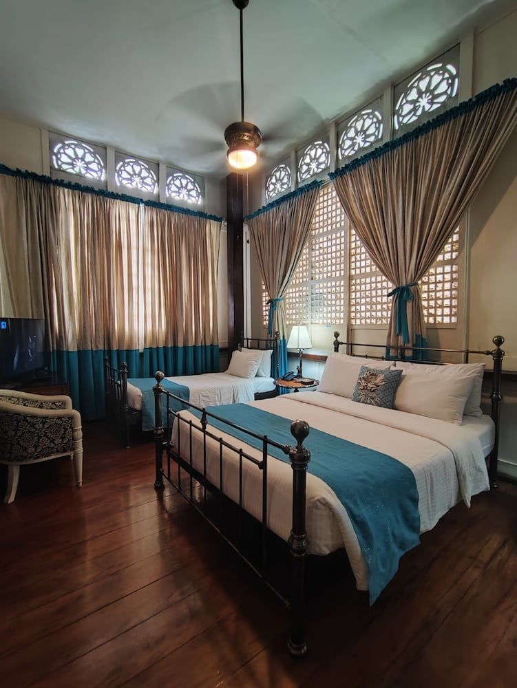 Paradores Del Castillo Family Suite, 2 Bedrooms, Shared Bathroom 3