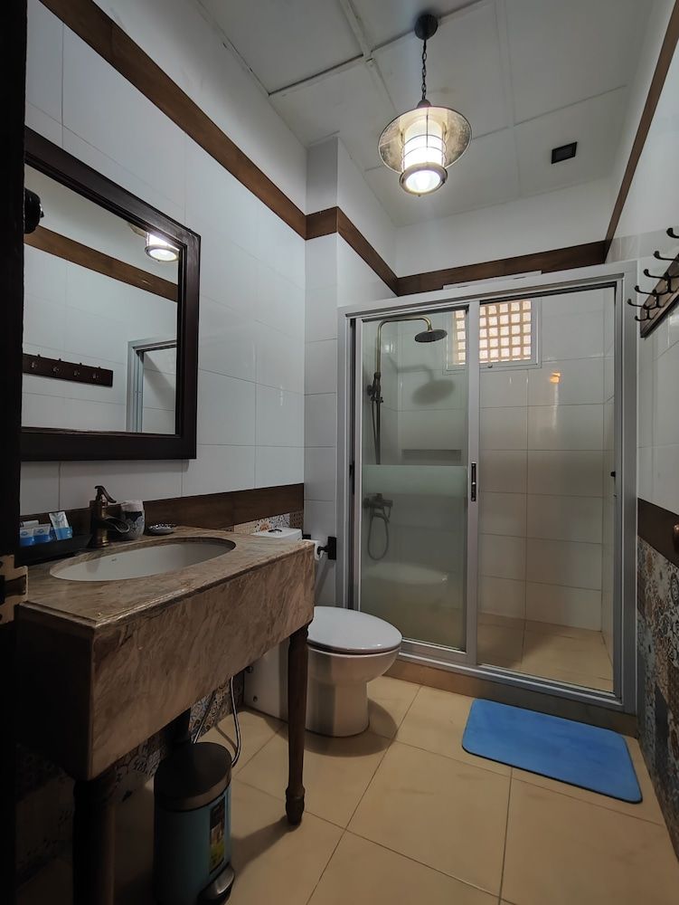 Paradores Del Castillo Family Suite, 2 Bedrooms, Shared Bathroom 4