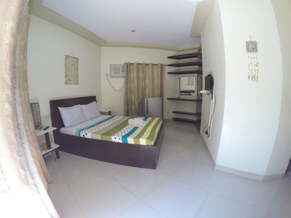 Almira Diving Resort Deluxe Single Room 3