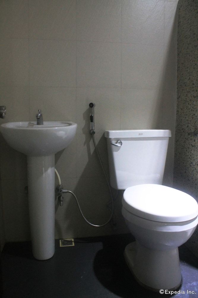 Halina Drive Inn Hotels - Sta Mesa Deluxe (24 Hours ) 7