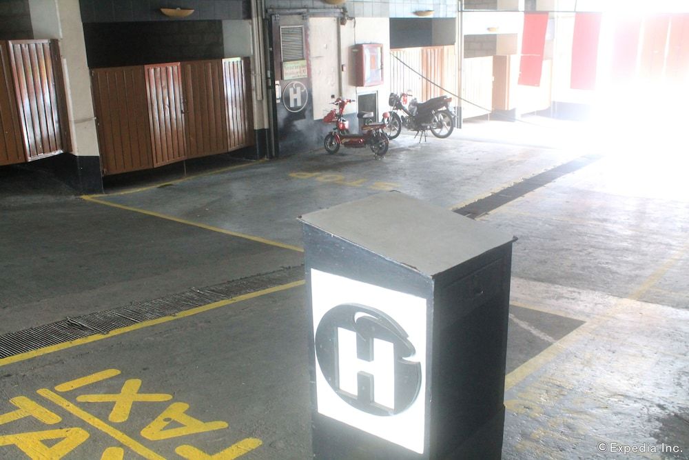 undefined Halina Drive Inn Hotels - Sta Mesa 2