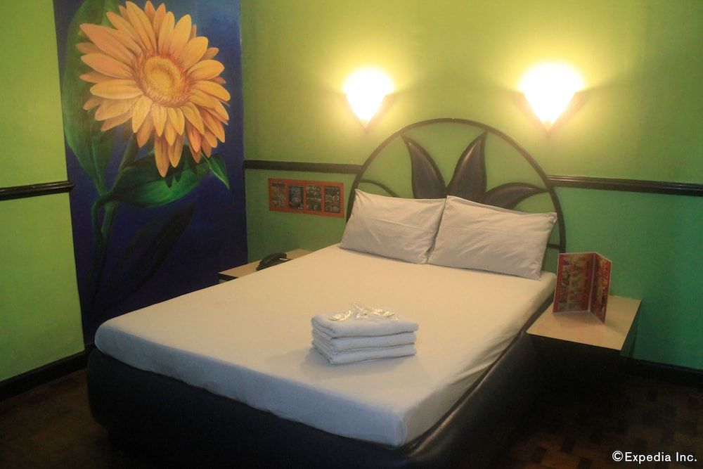 undefined Halina Drive Inn Hotels - Sta Mesa