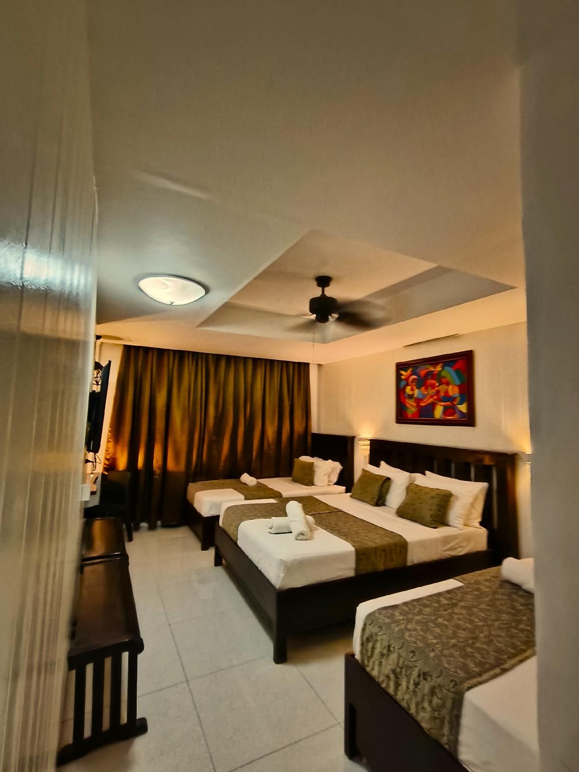 Standard Family Room