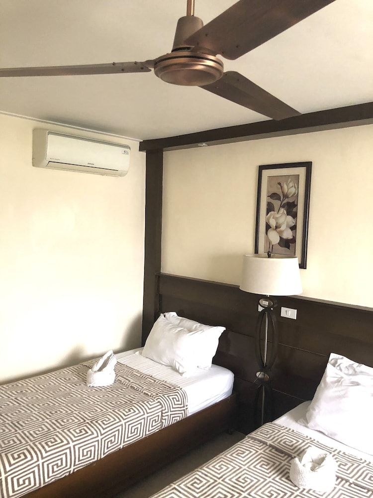 Delle Suites Superior Triple Room 4