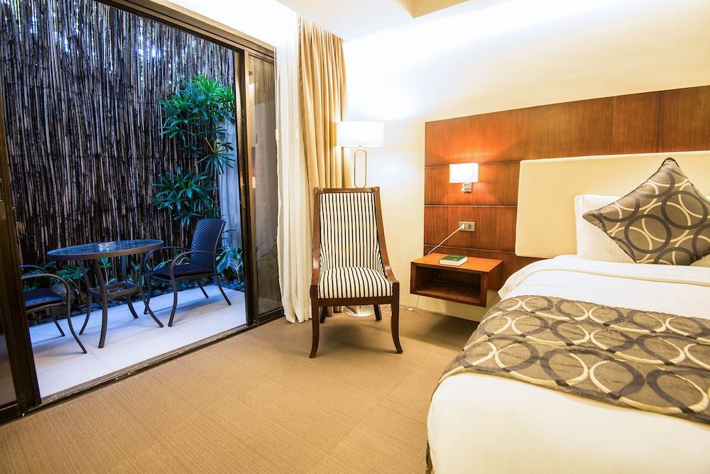 Ariana Hotel Garden Room 3