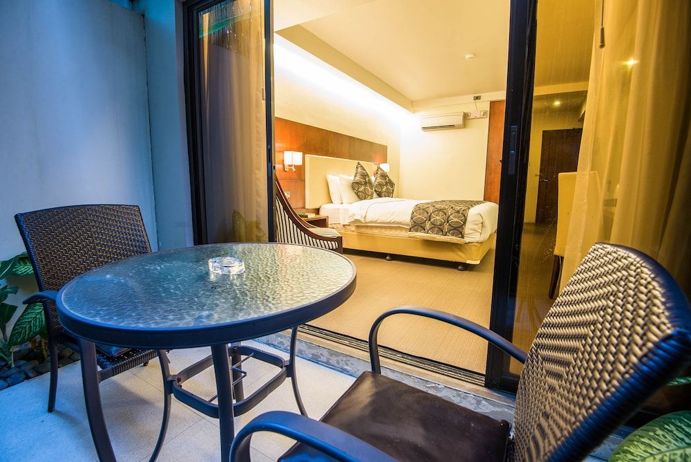 Ariana Hotel Garden Room 4