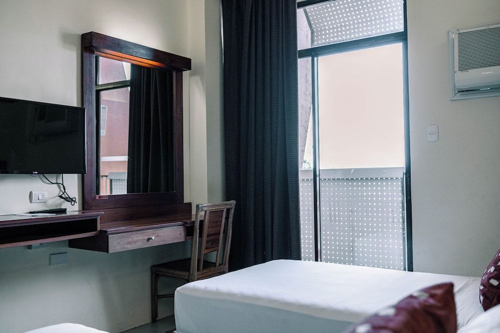 Tsai Hotel and Residences Standard Twin Room 14