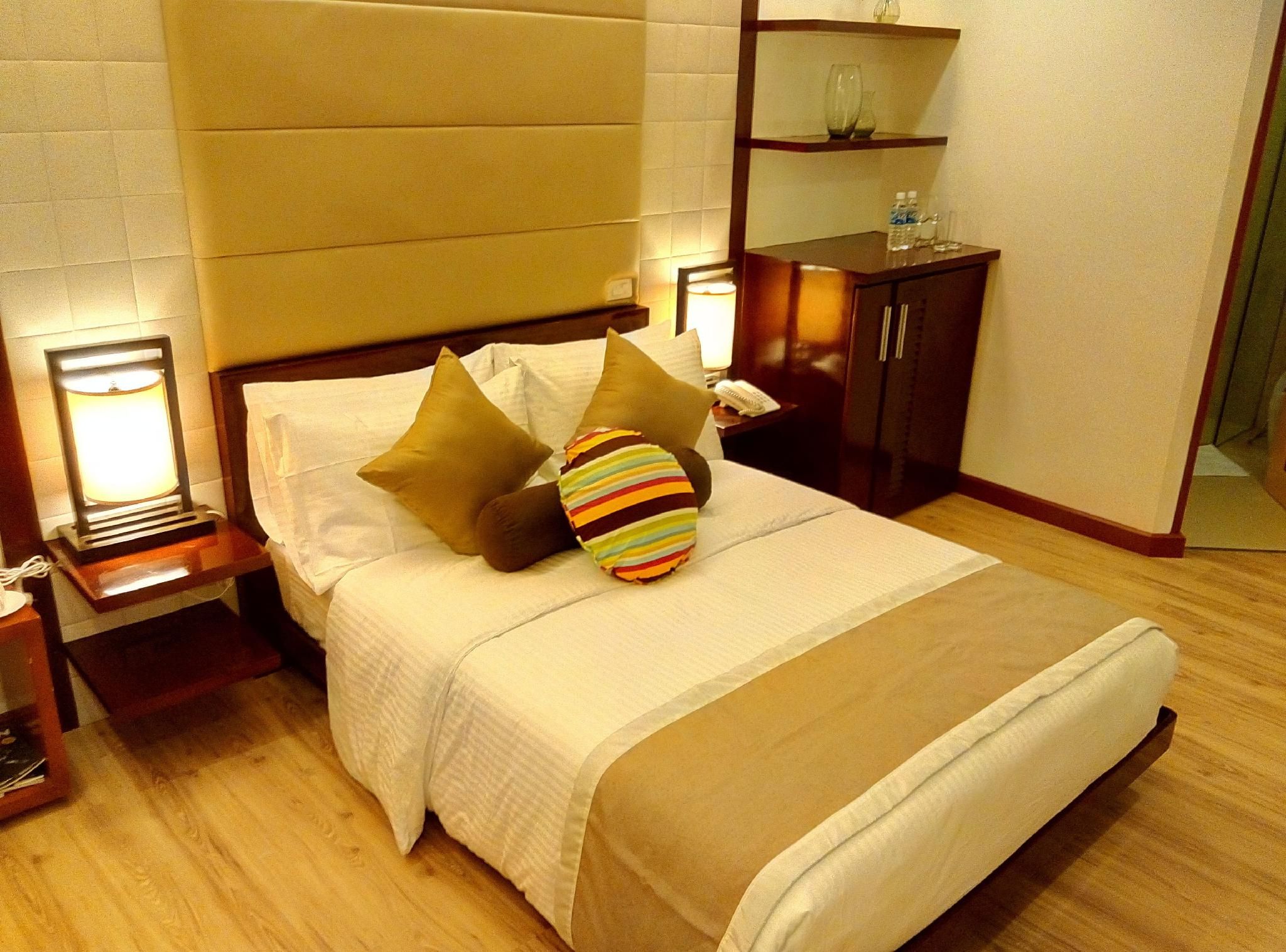 undefined Shore Time Hotel 4