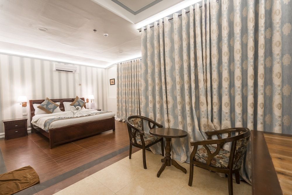 undefined Royal Park Resort Boracay 7