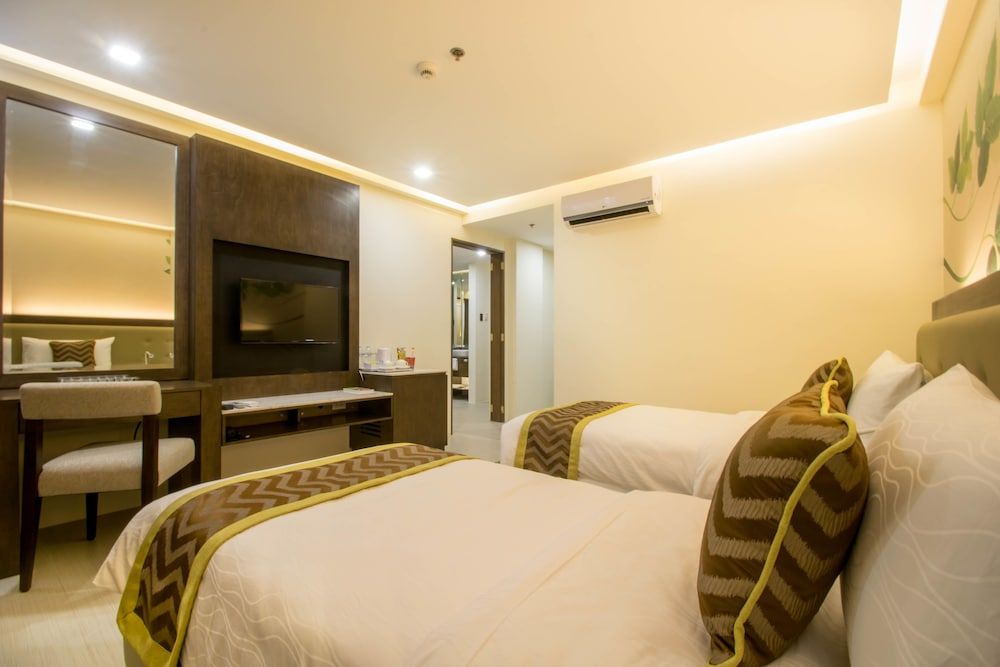 Boracay Haven Suites Deluxe Room with Veranda 3